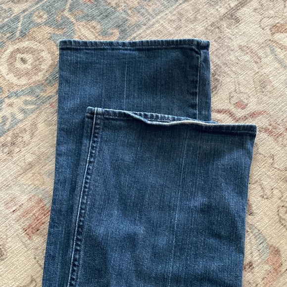 Original seven jeans purchased from nordstroms - Picture 2 of 7